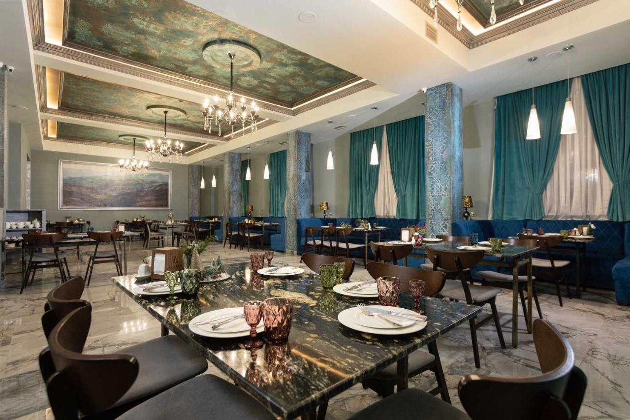 Alaska Resort 萨克德佐尔镇 外观 照片